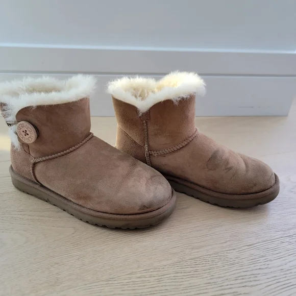 UGG MINI BAILEY BUTTON II (CHESTNUT) - Picture 3 of 7